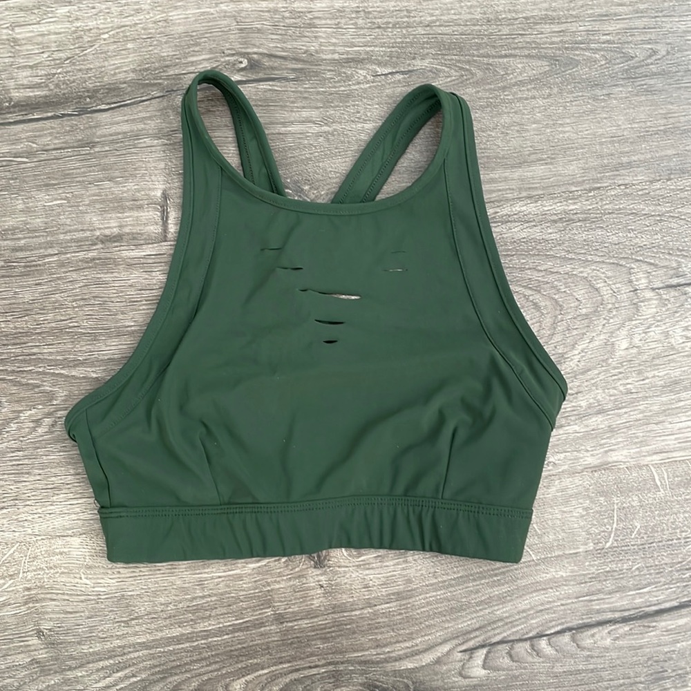 Alo yoga sports bra